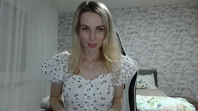 Snapshot of AlissonBia chatting on April 21, 2026, 8:48 pm AlissonBia online show from April 21, 2026, 8:48 pm