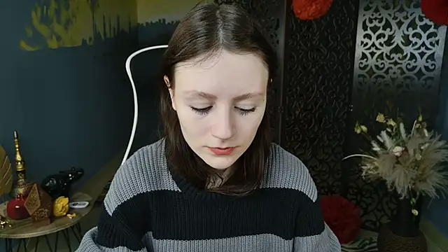 VeliraBraitberg online show from March 2, 2025, 3:08 pm