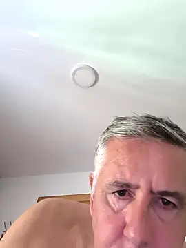 fransexdol online show from October 21, 2025, 1:21 pm