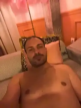 Adventurehotman online show from November 15, 2025, 11:42 pm