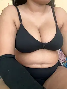 OnlyPragya online show from November 10, 2025, 6:24 pm