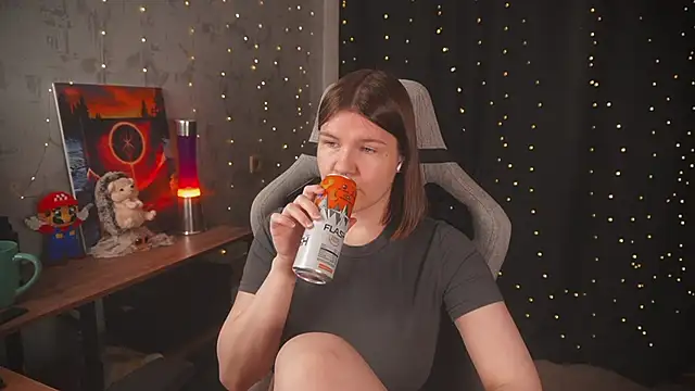 cuteamberlyyy online show from February 27, 2026, 5:07 am