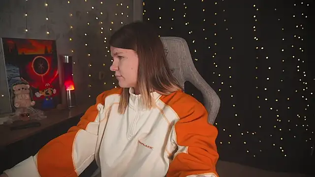 cuteamberlyyy online show from December 3, 2025, 4:02 am