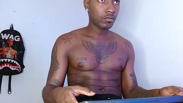 king  Black online show from November 23, 2025, 2:05 pm