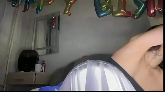 daddyandmyprincess online show from November 14, 2025, 2:43 pm