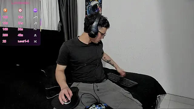 RyanHorseman online show from November 6, 2025, 2:04 am