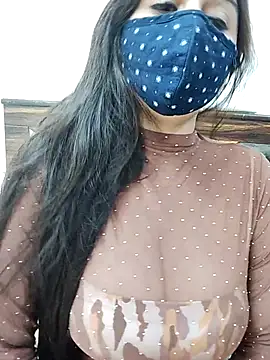 Gloie4u online show from September 15, 2025, 10:37 am