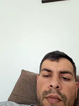 hornny1995 online show from October 19, 2025, 11:24 am