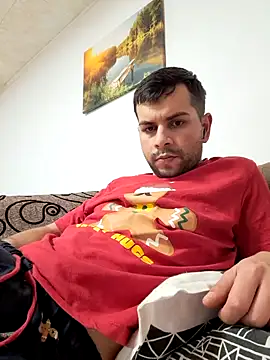 hornny1995 online show from December 9, 2024, 4:47 pm