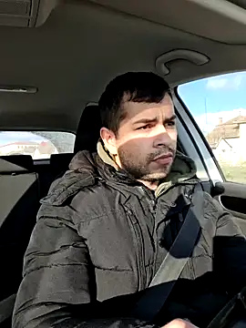 hornny1995 online show from January 13, 2025, 12:24 pm