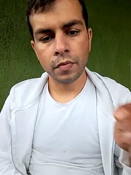 hornny1995 online show from October 5, 2025, 2:08 pm