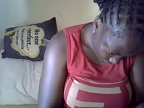 Sweetreena online show from December 3, 2025, 6:03 am