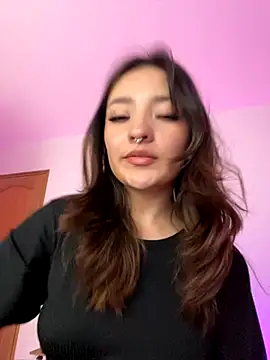 vayolett01 dakotta online show from September 19, 2025, 5:00 am