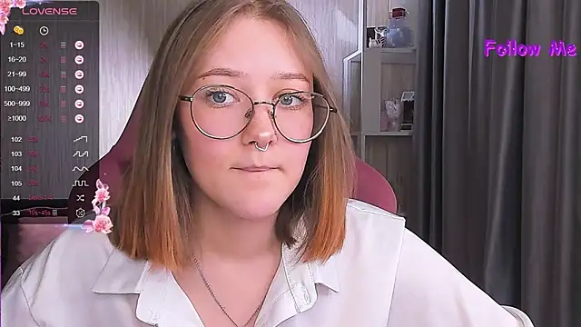 Snapshot of bunny_bubble chatting on January 5, 2025, 12:42 am bunny bubble online show from January 5, 2025, 12:42 am