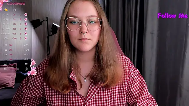 Snapshot of bunny_bubble chatting on October 4, 2025, 10:33 pm bunny bubble online show from October 4, 2025, 10:33 pm