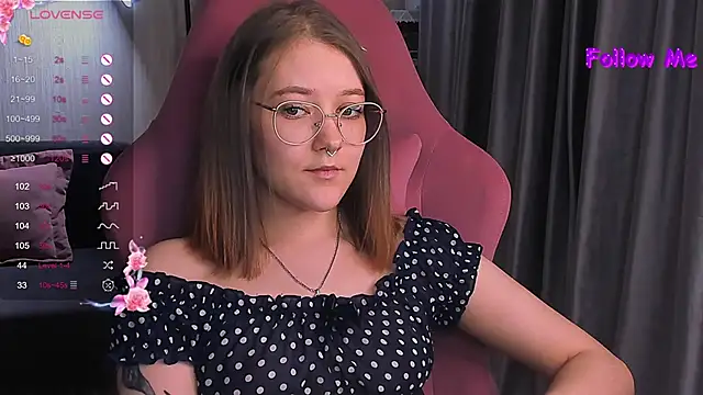 Snapshot of bunny_bubble chatting on February 26, 2025, 10:04 pm bunny bubble online show from February 26, 2025, 10:04 pm