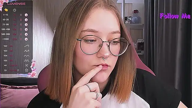 Snapshot of bunny_bubble chatting on January 20, 2025, 12:46 am bunny bubble online show from January 20, 2025, 12:46 am