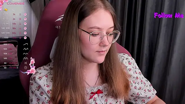 Snapshot of bunny_bubble chatting on October 13, 2025, 11:16 pm bunny bubble online show from October 13, 2025, 11:16 pm