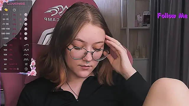 Snapshot of bunny_bubble chatting on January 22, 2025, 12:38 am bunny bubble online show from January 22, 2025, 12:38 am