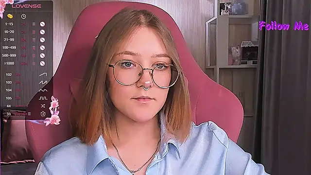 Snapshot of bunny_bubble chatting on December 30, 2024, 10:23 pm bunny bubble online show from December 30, 2024, 10:23 pm