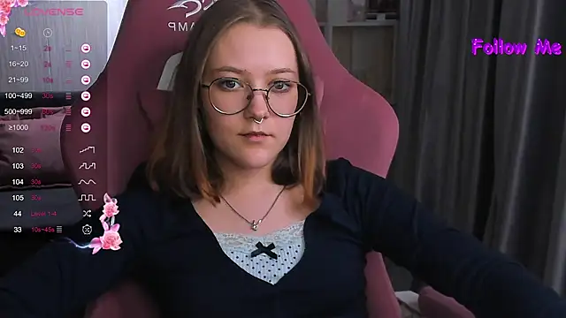 Snapshot of bunny_bubble chatting on February 25, 2025, 12:47 am bunny bubble online show from February 25, 2025, 12:47 am