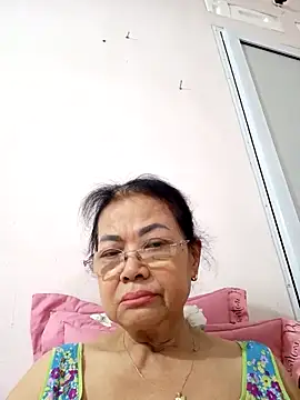 Snapshot of Hotestlove chatting on April 22, 2026, 10:11 am Hotestlove online show from April 22, 2026, 10:11 am
