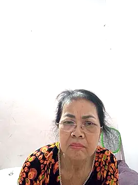 Snapshot of Hotestlove chatting on April 24, 2026, 9:50 pm Hotestlove online show from April 24, 2026, 9:50 pm