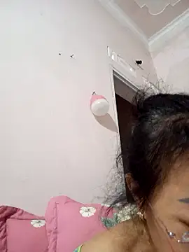 Snapshot of Hotestlove chatting on May 3, 2026, 1:25 pm Hotestlove online show from May 3, 2026, 1:25 pm