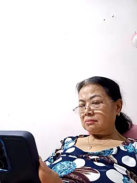 Hotestlove online show from December 23, 2025, 10:47 am