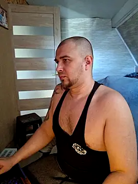 Foxyshaved online show from March 27, 2026, 8:26 am