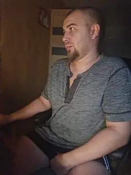 Foxyshaved online show from October 6, 2025, 4:57 am