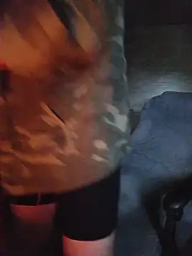 Foxyshaved online show from September 15, 2025, 4:46 am