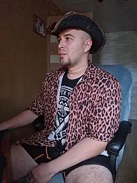 Foxyshaved online show from October 16, 2025, 8:22 am