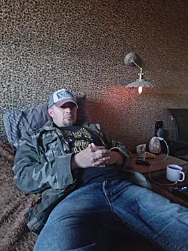 Foxyshaved online show from September 25, 2025, 4:29 am