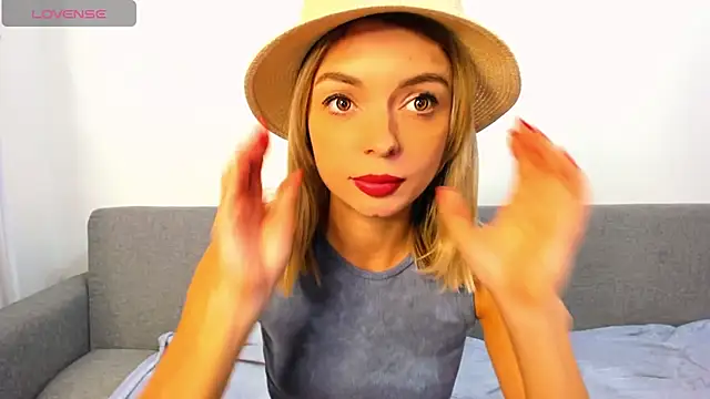 Snapshot of _ellen_meow_ chatting on October 9, 2025, 9:59 pm ellen meow online show from October 9, 2025, 9:59 pm