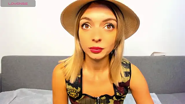 Snapshot of _ellen_meow_ chatting on October 30, 2025, 9:11 pm ellen meow online show from October 30, 2025, 9:11 pm