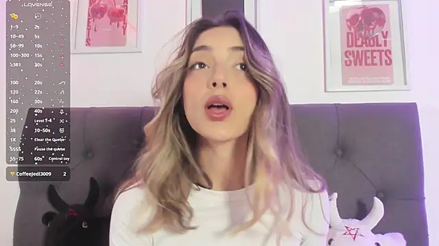 IsadoraGalle  online show from April 8, 2026, 2:07 pm