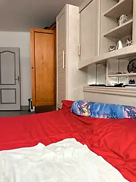 Snapshot of emma4xxx chatting on October 1, 2025, 2:21 pm emma4xxx online show from October 1, 2025, 2:21 pm