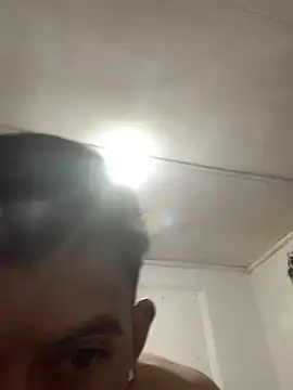 Chocolatito26 online show from February 5, 2026, 4:19 am