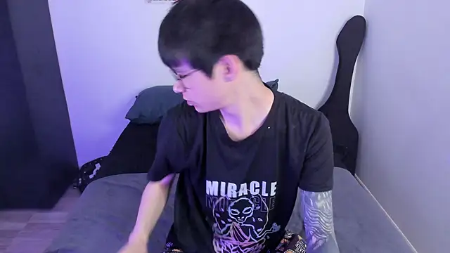 Aventure Twinks online show from September 26, 2025, 3:41 pm