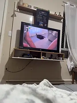 Jhonnygh12 online show from October 29, 2025, 1:59 am