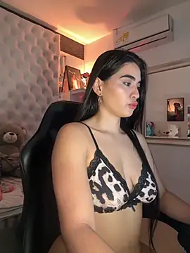 ZarahEvans online show from September 8, 2025, 7:24 pm