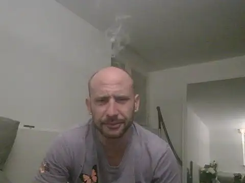 Smileboy698 online show from March 16, 2026, 1:35 am