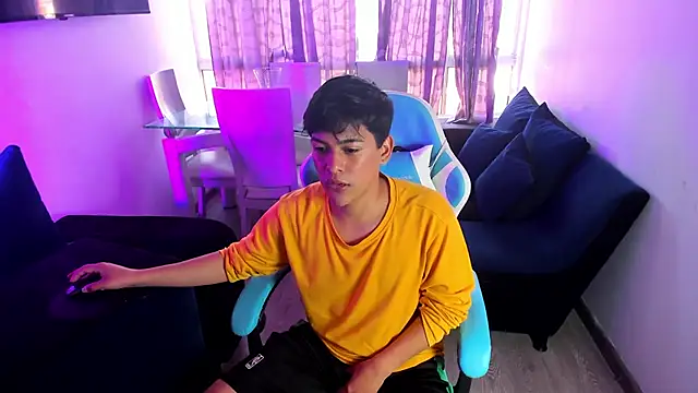 Franco Rizzo  online show from January 27, 2025, 8:49 pm