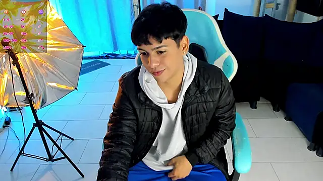 Franco Rizzo  online show from November 21, 2025, 11:48 pm