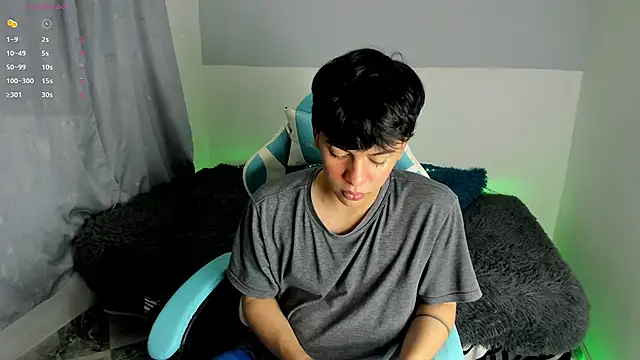 Franco Rizzo  online show from March 19, 2025, 10:53 pm