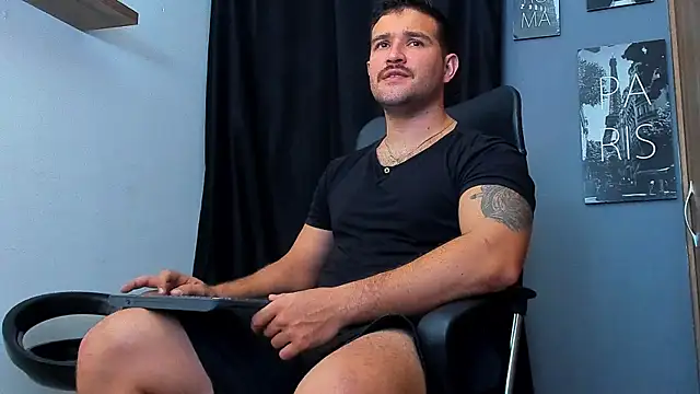 AndrewDiaz online show from July 23, 2026, 6:55 am