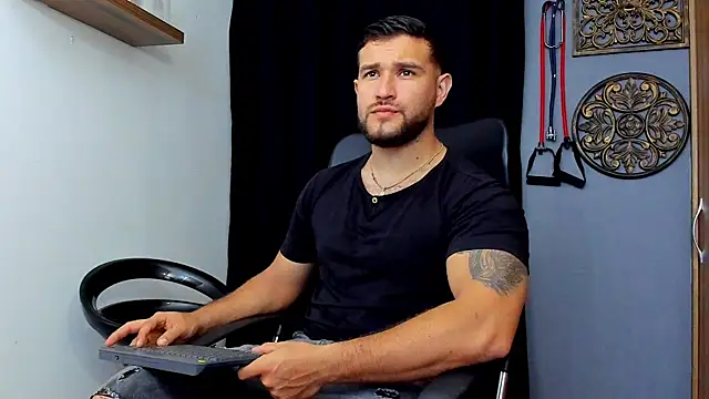 AndrewDiaz online show from January 12, 2026, 9:05 am