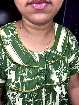 Snapshot of kannadatelugugirl chatting on October 9, 2025, 1:06 am kannadatelugugirl online show from October 9, 2025, 1:06 am