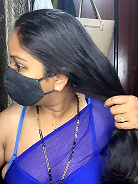 Snapshot of kannadatelugugirl chatting on October 27, 2025, 12:44 am kannadatelugugirl online show from October 27, 2025, 12:44 am